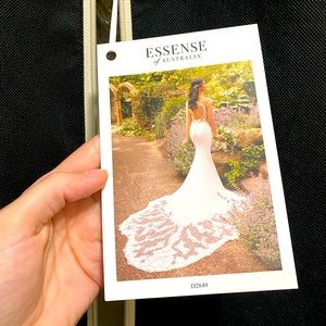 Brand New- Never Worn Wedding Dress. Size 8. No alterations done. ❤️